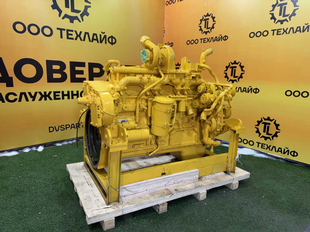 Двигатель Komatsu SA6D155-4 — изображение 3
