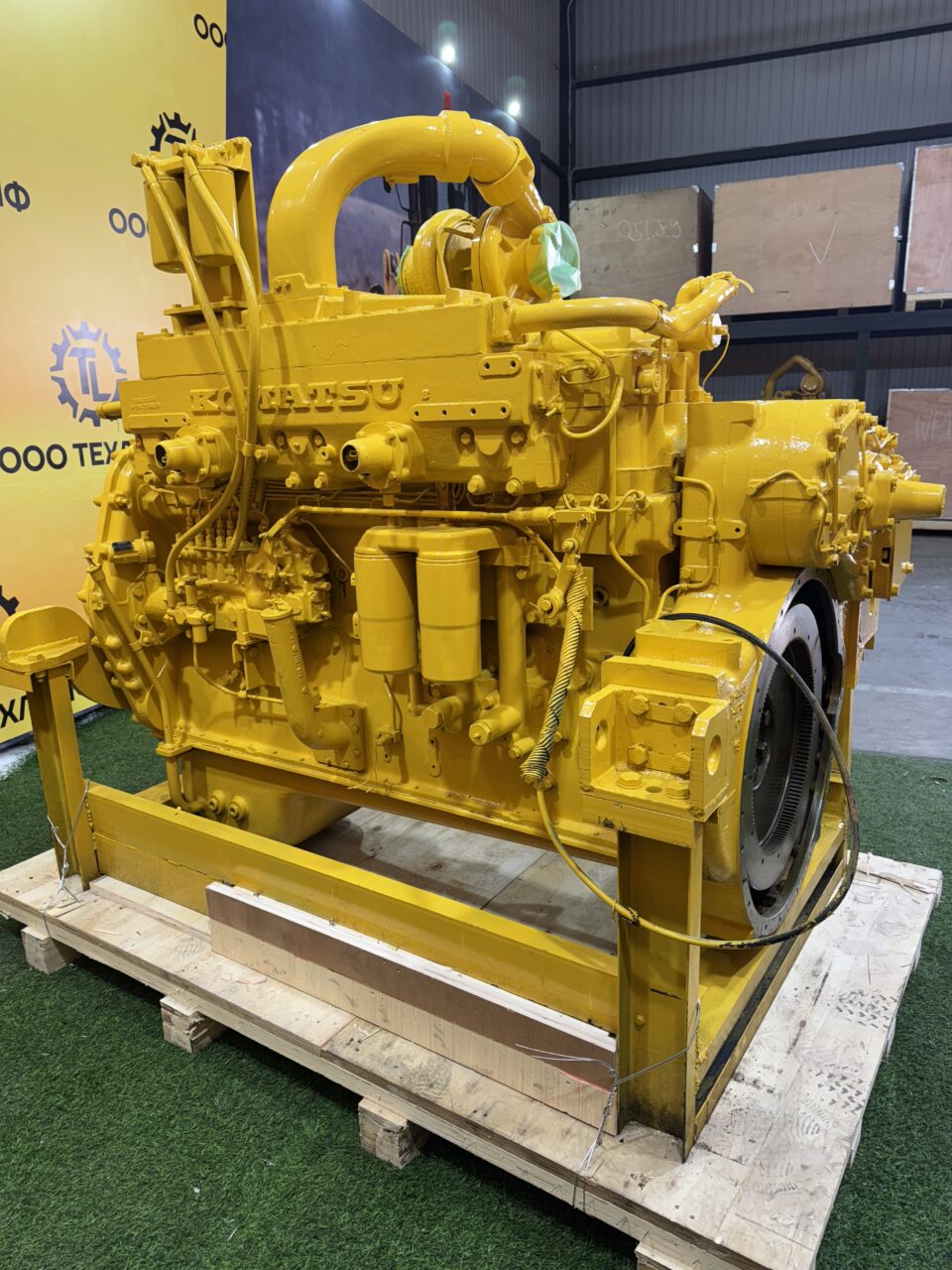 Двигатель Komatsu SA6D155-4 — изображение 7