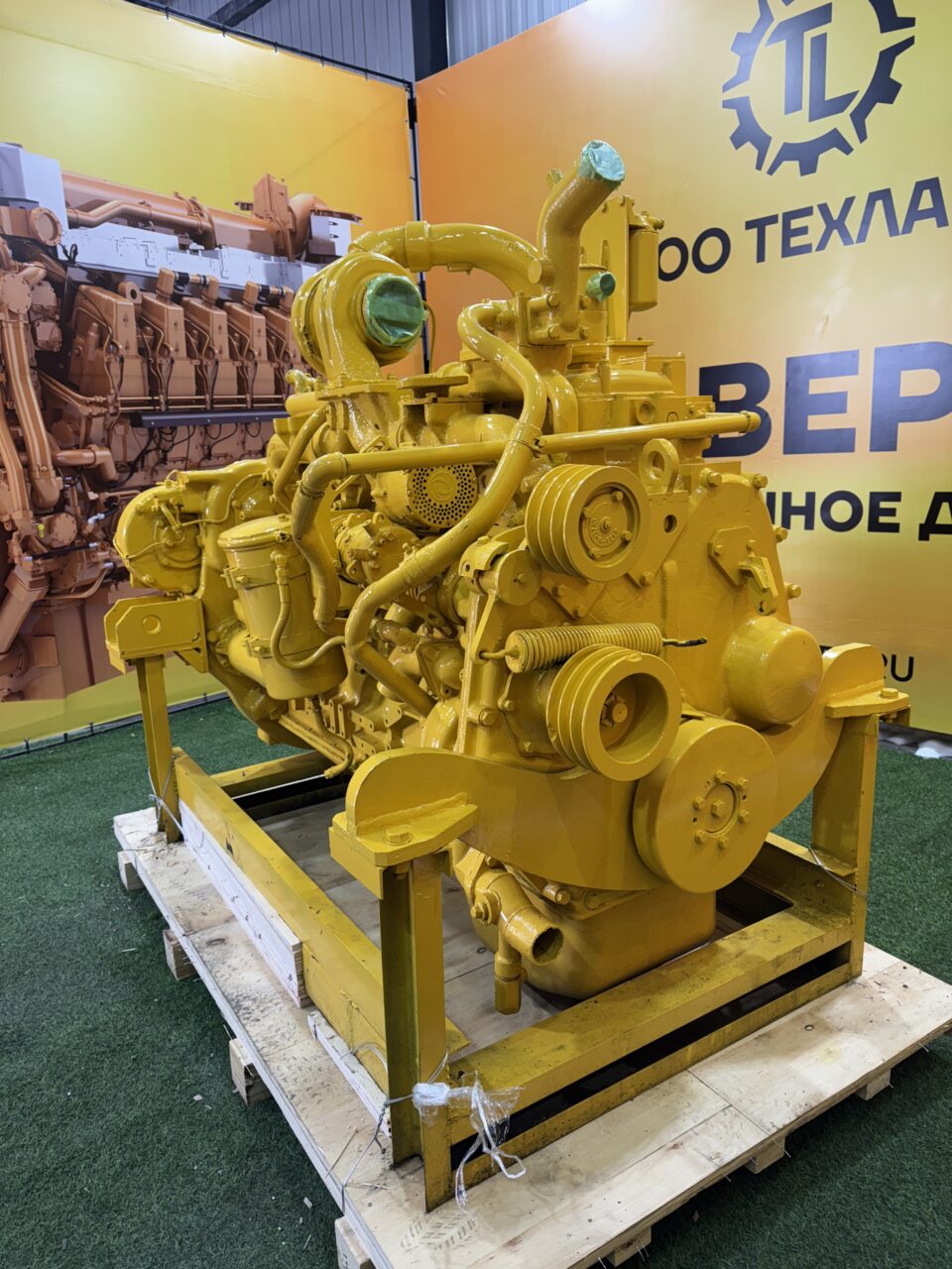 Двигатель Komatsu SA6D155-4 — изображение 13