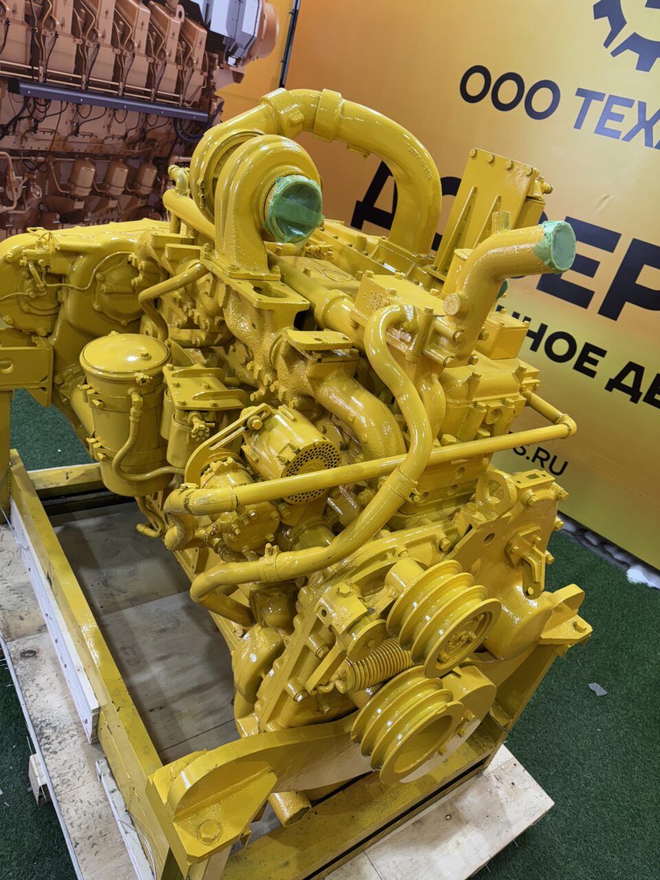 Двигатель Komatsu SA6D155-4 — изображение 15