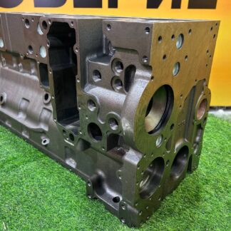 ДВС, Блок двигателя, Komatsu 114